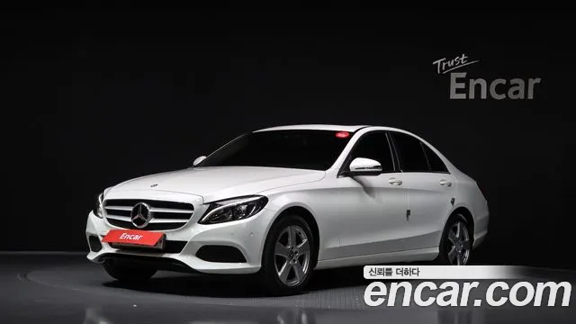 Mercedes-Benz C-Class W205 2018 Белый из Кореи