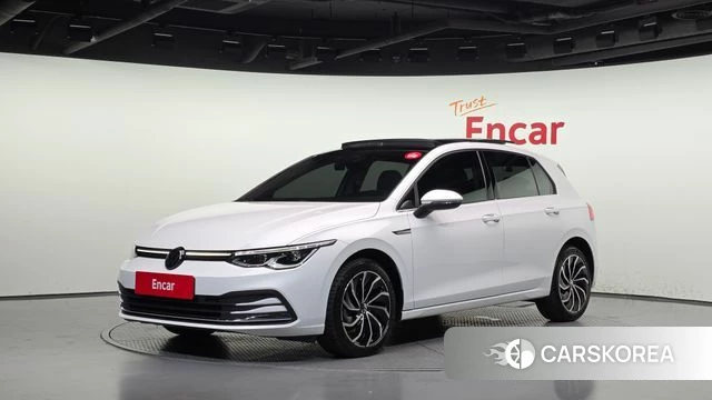 Volkswagen Golf 8th Generation 2022 Белый из Кореи