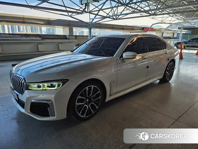 BMW 7 Series (G11) 2021 Белый из Кореи