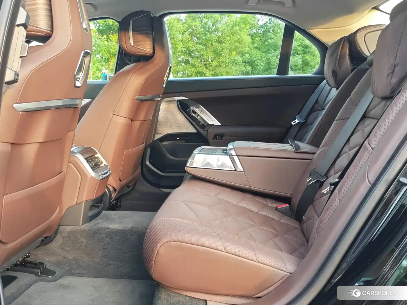 BMW 7 series 2025 Черный из Китая