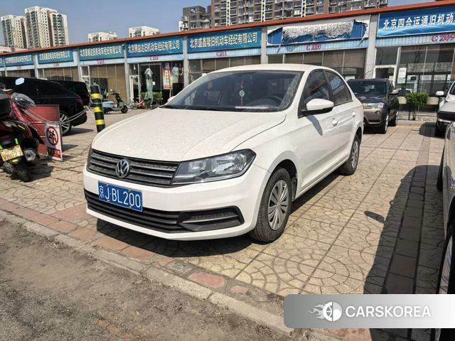 Volkswagen Santana 2022 Белый из Китая
