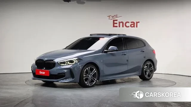 BMW 1 Series (F40) 2021 Серый из Кореи