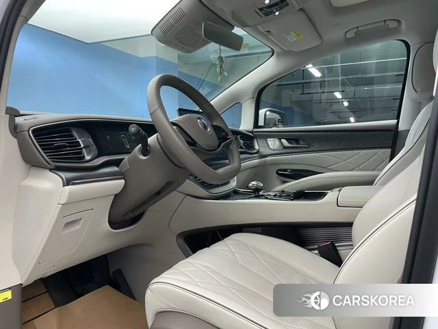 Denza D9 DM 2023 Белый из Китая
