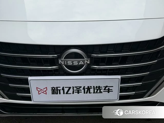 Nissan Xuan Yi 2025 Белый из Китая