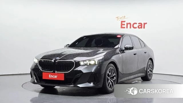 BMW 5 Series (G60) 2024 Серый из Кореи