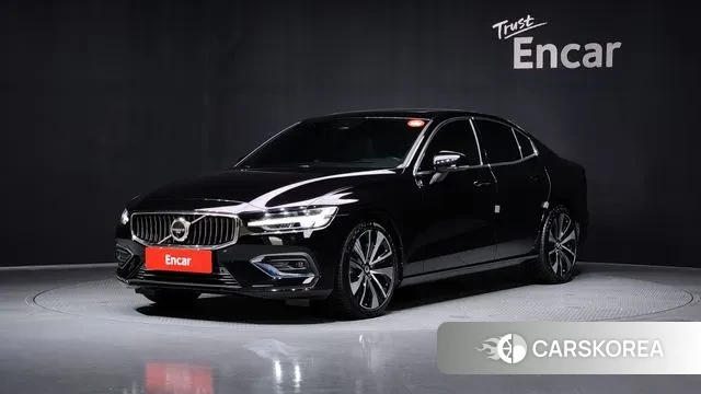 Volvo S60 3rd generation 2023 Черный из Кореи