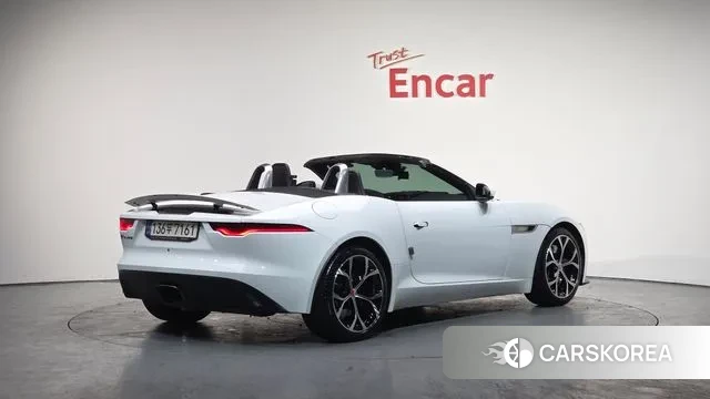 Jaguar F-TYPE 2021 Белый из Кореи