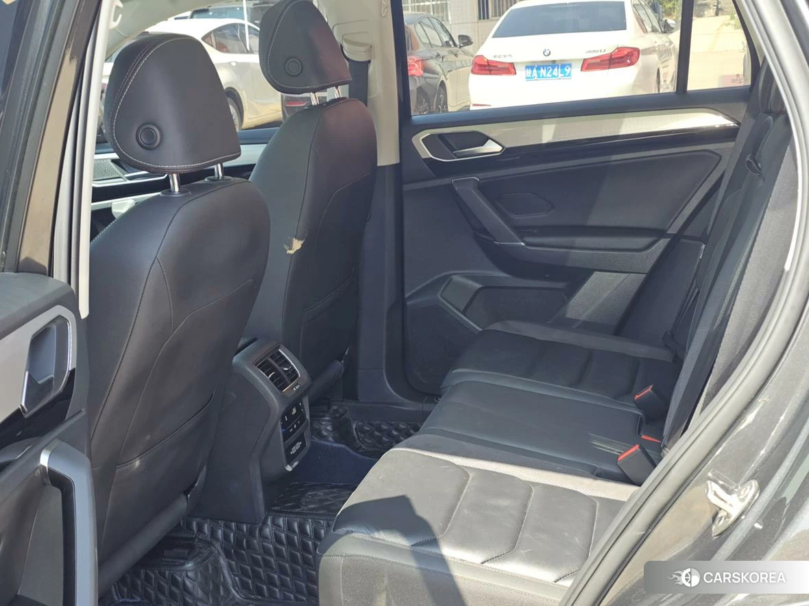 Volkswagen Tanyue 2021 Черный из Китая