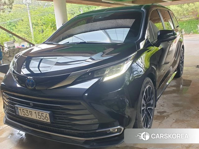 Toyota Sienna 4th Generation 2022 Черный из Кореи