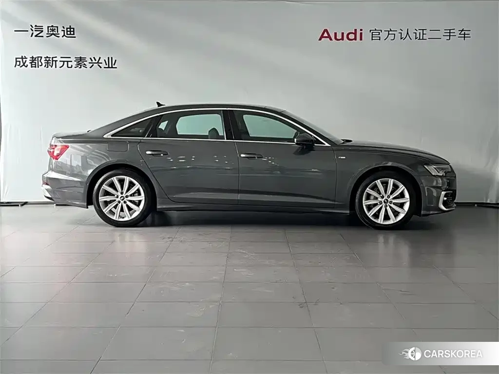 Audi A6L 2024 Silver/gray из Китая