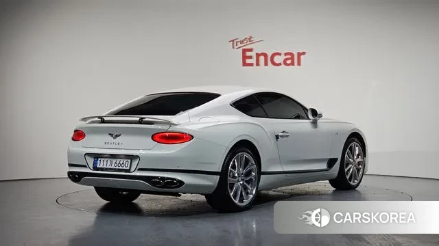 Bentley Continental GT 3rd Generation 2020 Белый из Кореи