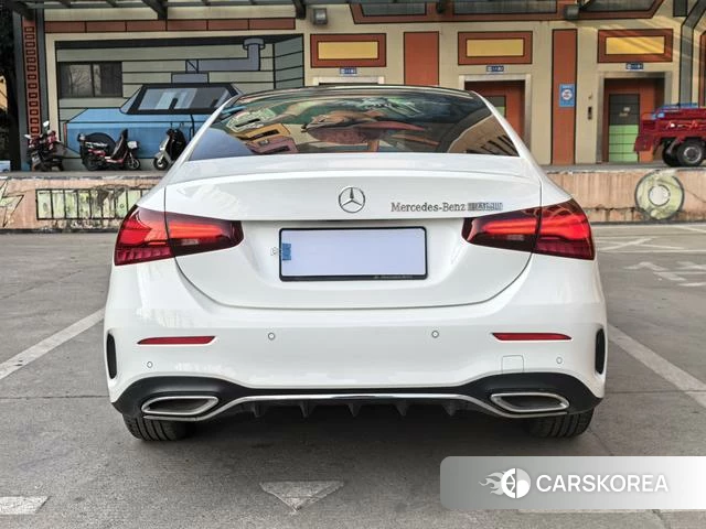 Mercedes-Benz Class A 2024 Белый из Китая