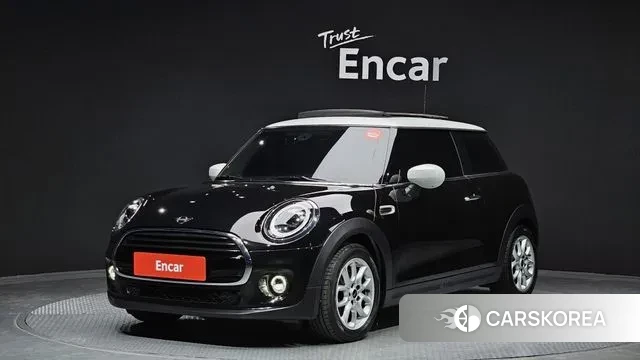 Mini Cooper 2021 Черный из Кореи