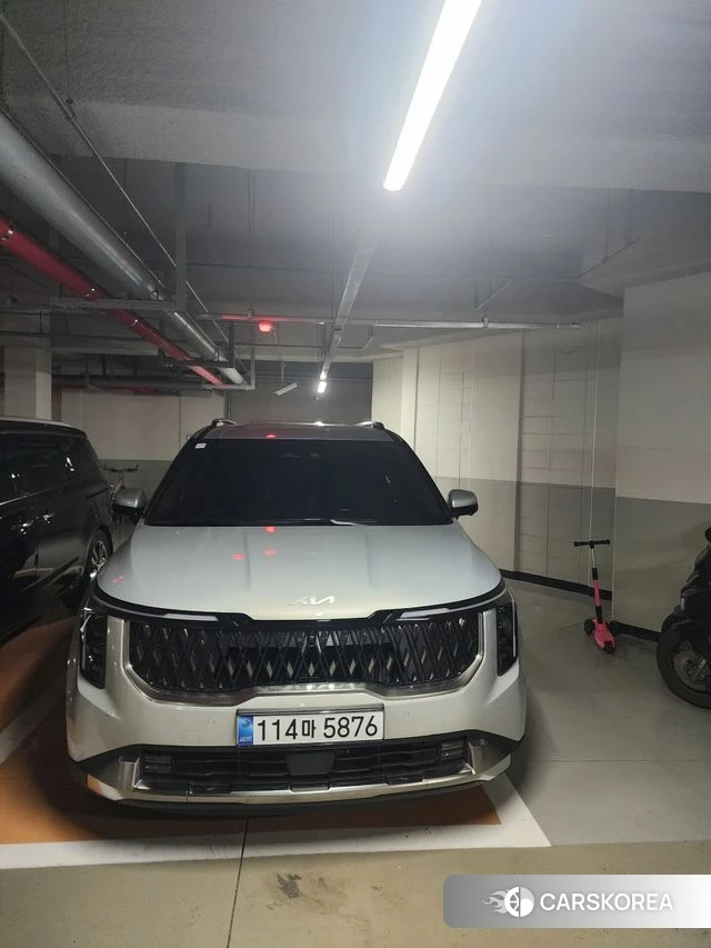 Kia The New Carnival 4th Generation 2025 Светло-серебряный цвет из Кореи