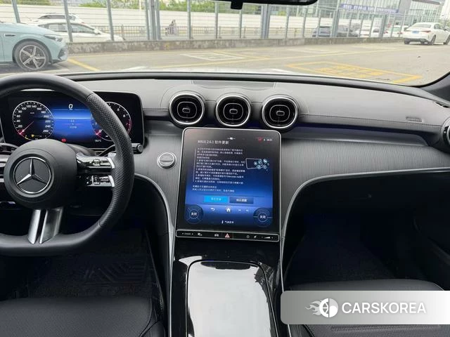 Mercedes-Benz Class C 2023 Белый из Китая