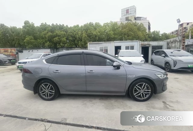 BYD Qin PLUS EV 2021 Темно-серый из Китая