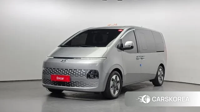 Hyundai Staria 2021 Серебряный из Кореи