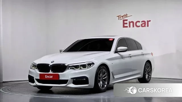 BMW 5 Series (G30) 2018 Белый из Кореи