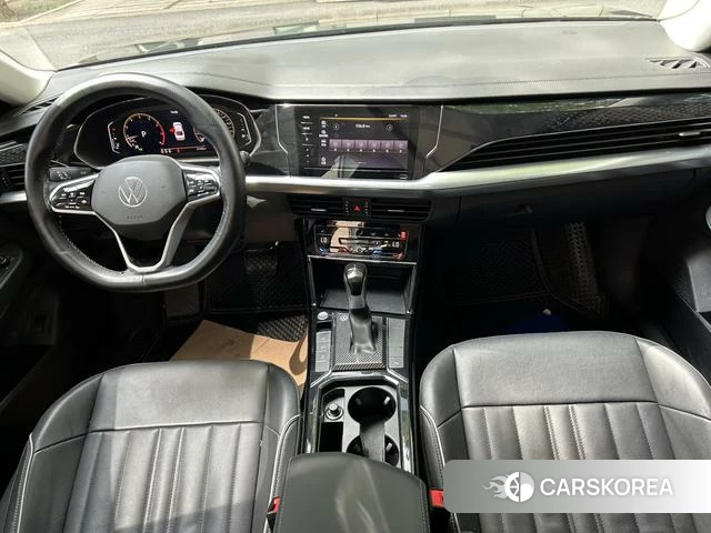 Volkswagen Passat 2022 Черный из Китая