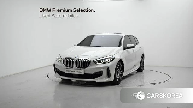 BMW 1 Series (F40) 2021 Белый из Кореи