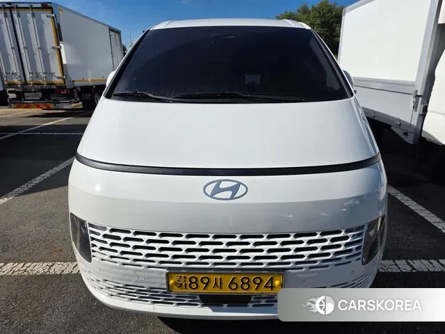 Hyundai Staria 2025 Белый из Кореи