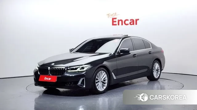 BMW 5 Series (G30) 2022 Серый из Кореи