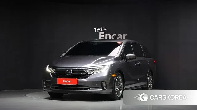 Honda Odyssey 2023 Серый из Кореи