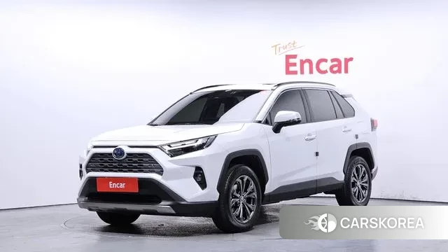 Toyota RAV4 5th Generation 2024 Белый из Кореи