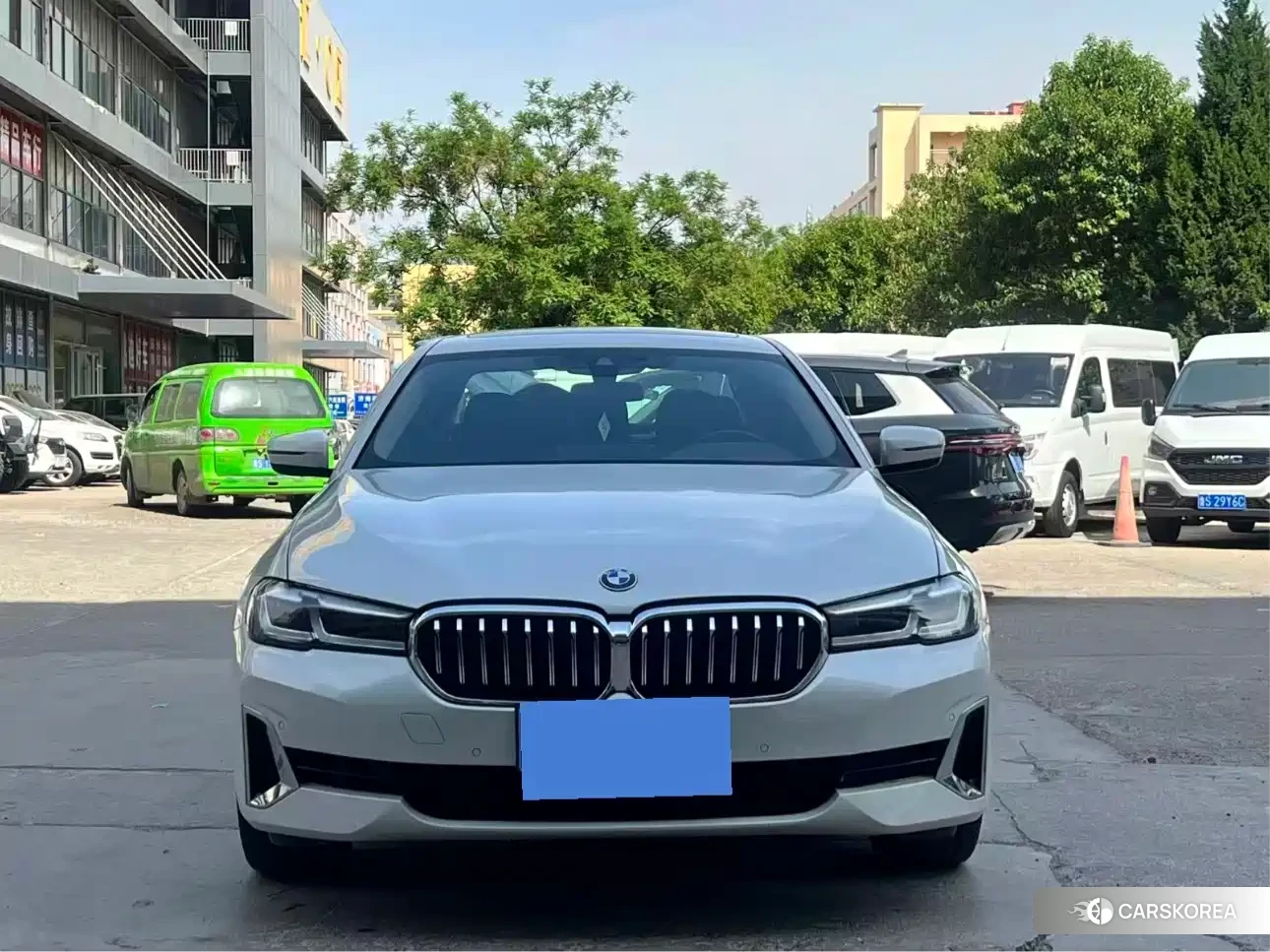 BMW 5 series 2023 Белый из Китая