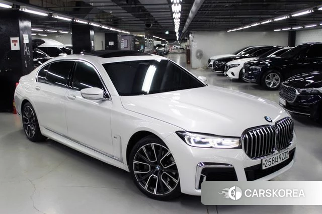 BMW 7 Series (G11) 2020 Белый из Кореи
