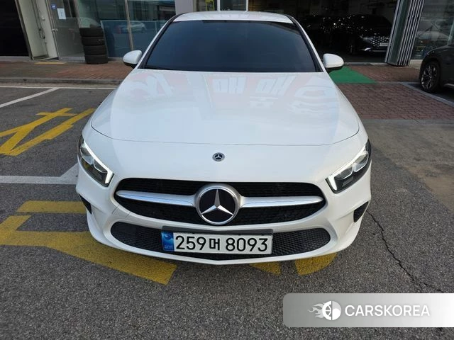 Mercedes-Benz A-Class W177 2021 Белый из Кореи