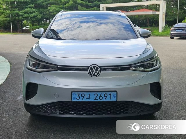 Volkswagen ID.4 2022 Светло-серебряный цвет из Кореи