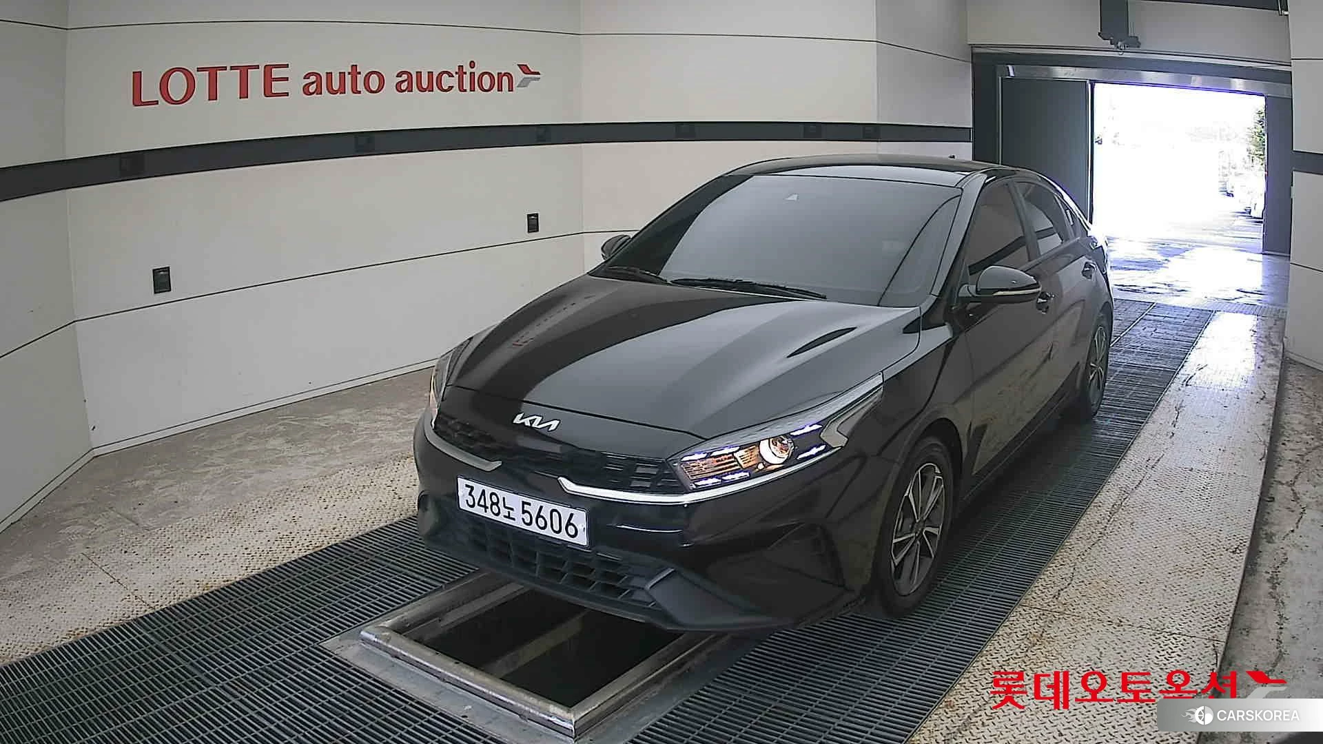 Kia K3 2024 Черный из Кореи