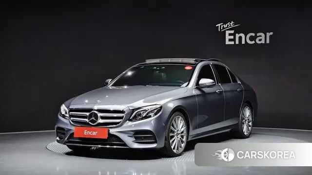 Mercedes-Benz E-Class W213 2019 Серый из Кореи