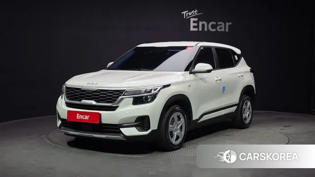 Kia Seltos 2022 Белый из Кореи