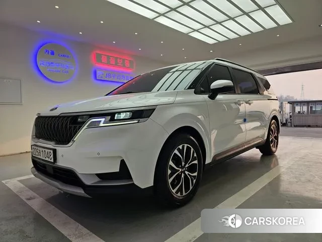 Kia Carnival 4th generation 2021 Белый из Кореи