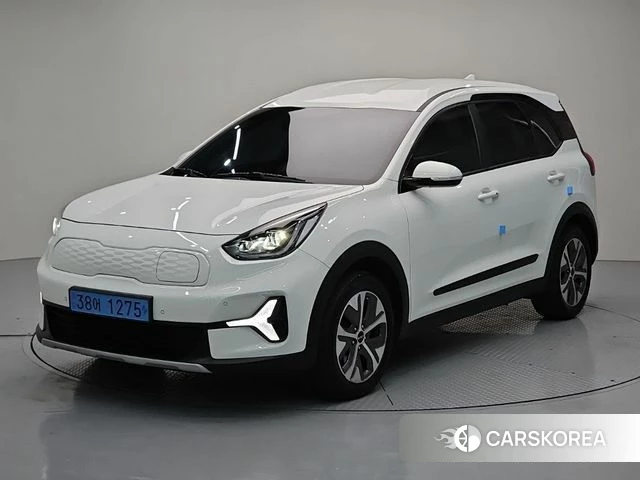 Kia Niro Plus 2022 Белый из Кореи