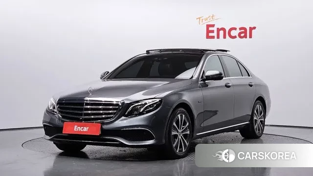 Mercedes-Benz E-Class W213 2019 Серый из Кореи