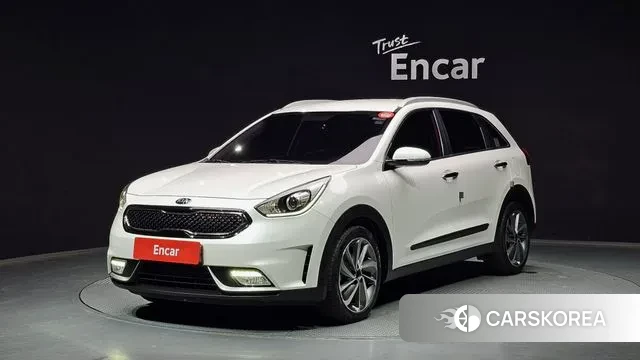 Kia Niro 2018 Белый из Кореи