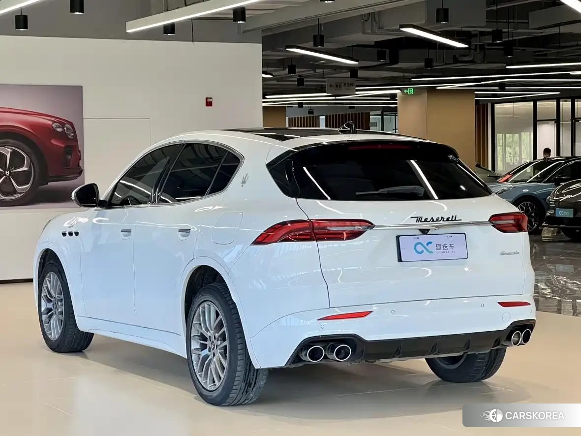 Maserati Grecale 2022 Белый из Китая
