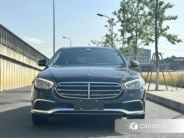 Mercedes-Benz E-class 2023 Черный из Китая