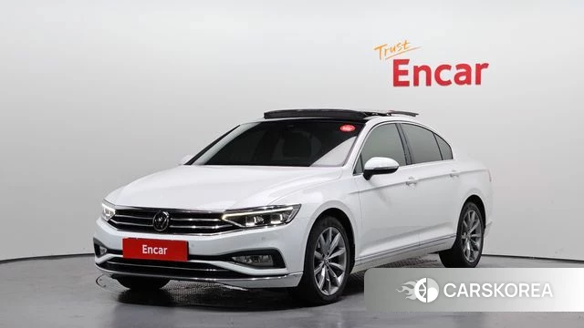 Volkswagen Passat GT (B8) 2022 Белый из Кореи