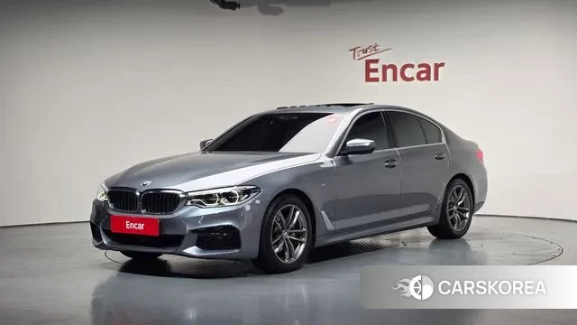 BMW 5 Series (G30) 2020 Серебристо-серый из Кореи