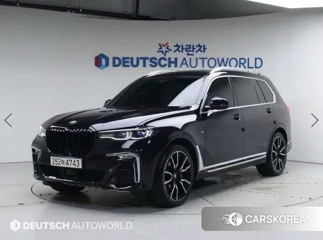 BMW X7 (G07) 2021 Черный из Кореи