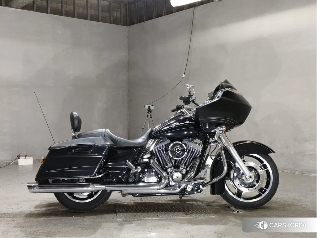Проданный Harley-Davidson Road Glide FLTRX1690 2012 из Японии