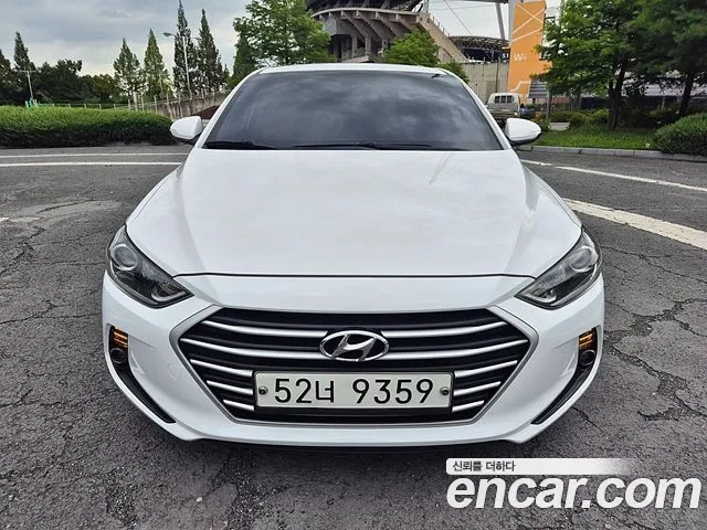 Hyundai Avante AD 2018 Белый из Кореи