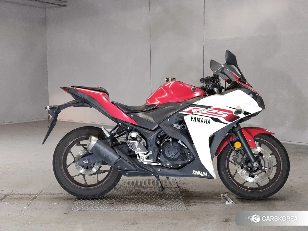 Проданный Yamaha YZF-R25 2015 из Японии, фото 2