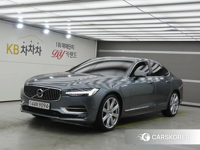 Volvo S90 2019 Серый из Кореи