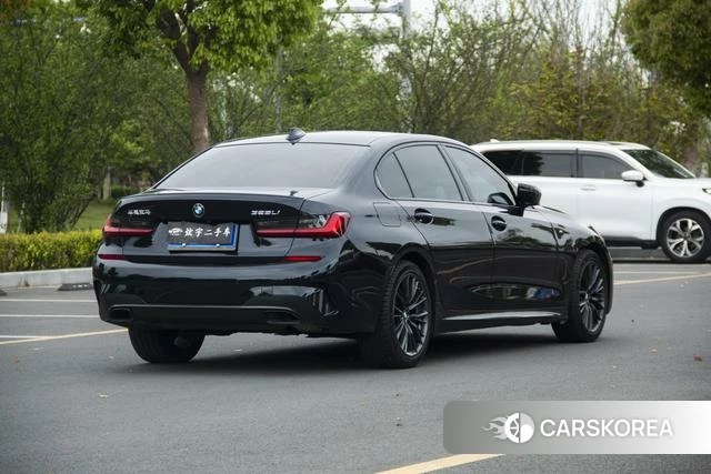 BMW 3 series 2021 Черный из Китая