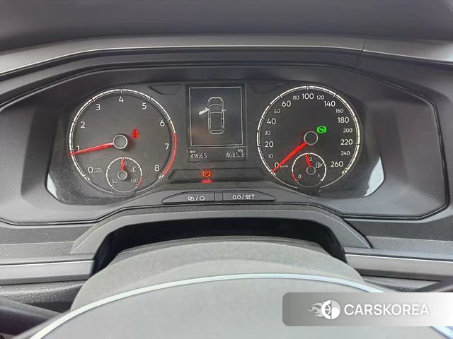 Volkswagen Polo 2021 Белый из Китая